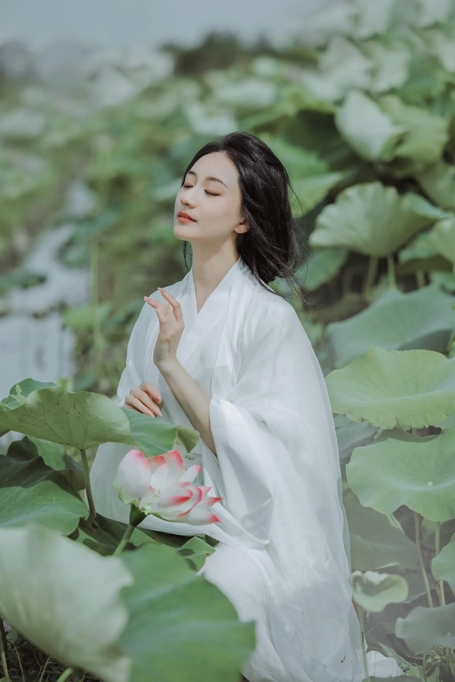[YITUYU艺图语]2022.08.06 荷花 柒苡安 [23P]插图7